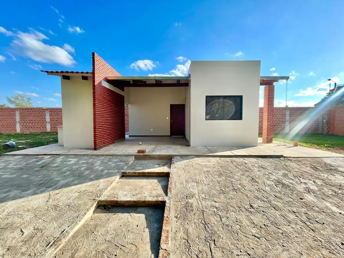 Foto 4 de Usuri, Av.. Palmar Viruez 3060 M2